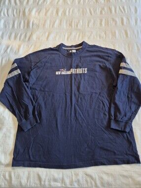 New England Patriots men's 2XL long sleeve shirt VGUC